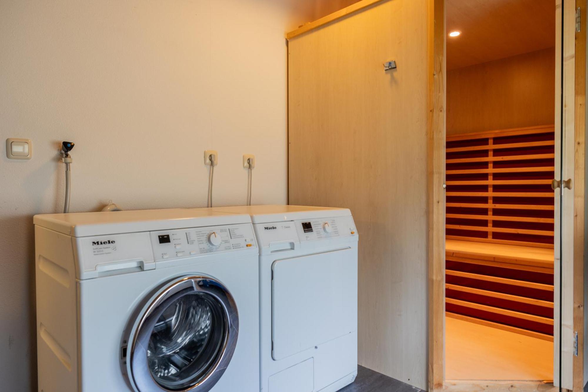 Vakantiepark Klein Vaarwater Buren  Habitación foto